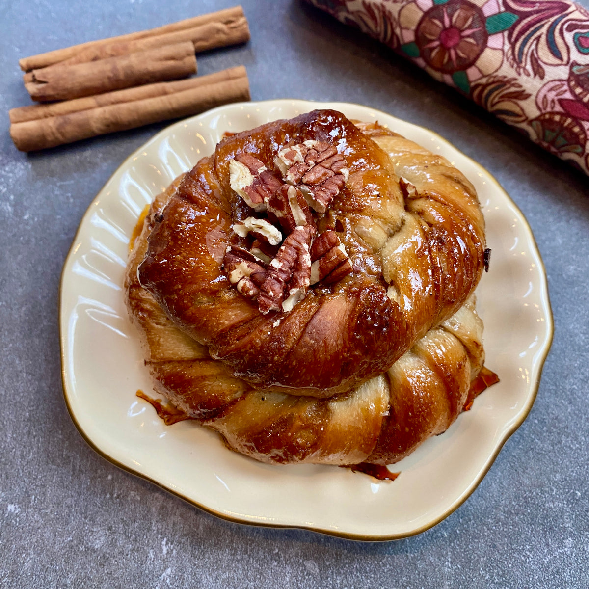 Herfstbroodje met pecanpraliné 🍁 (vegan)